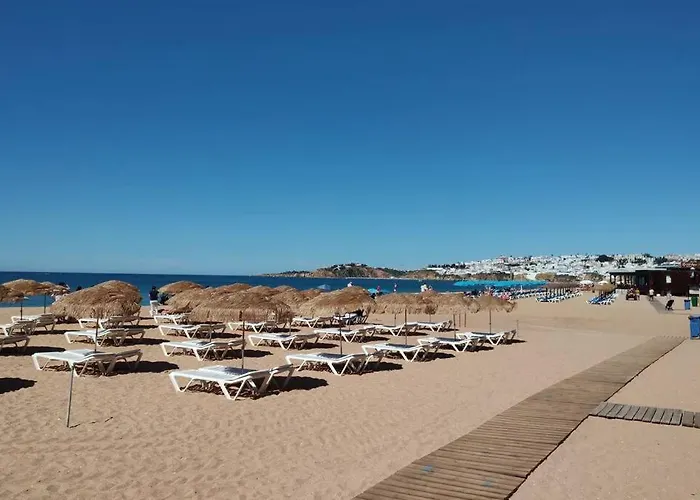 Front Luxury T1 Pools Garage Tennis * Albufeira